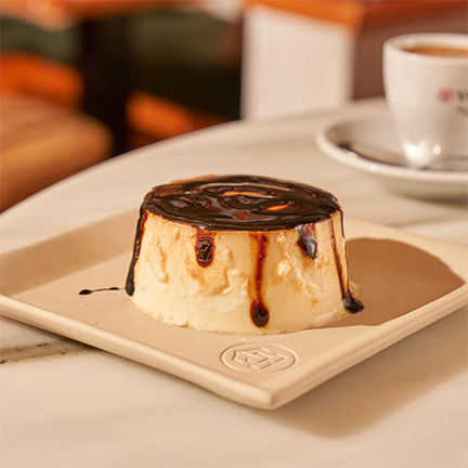 Flan de queso con  un toque dulce de sirope de miel de caña