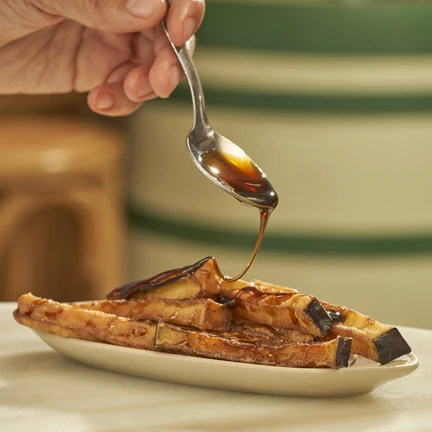 Berenjenas fritas con miel de caña