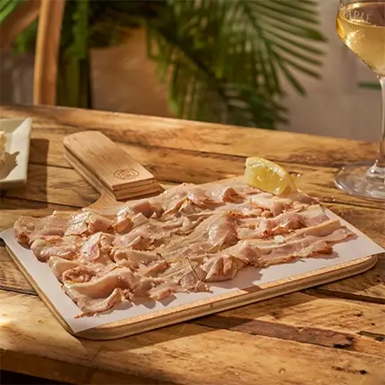 Nuestros clásicos chicharrones al estilo de los pueblos blancos